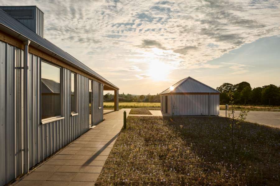 Jordbærmarkens pandeplader skaber landlig stemning og inspirerer til naturleg, Børnehuset Jordbærmarken, Rodskovvej 59, 8543 Hornslet